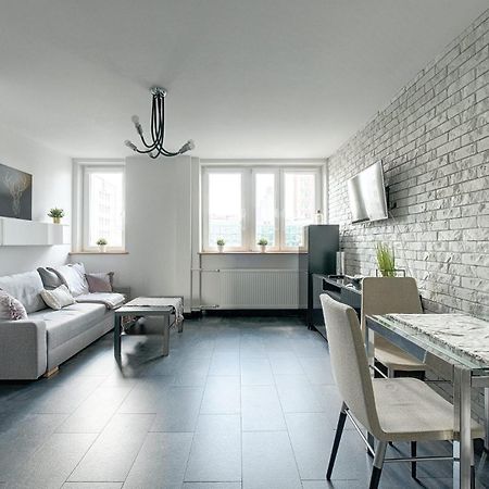 Apartamenty Sliska 10 Warsaw Exterior photo